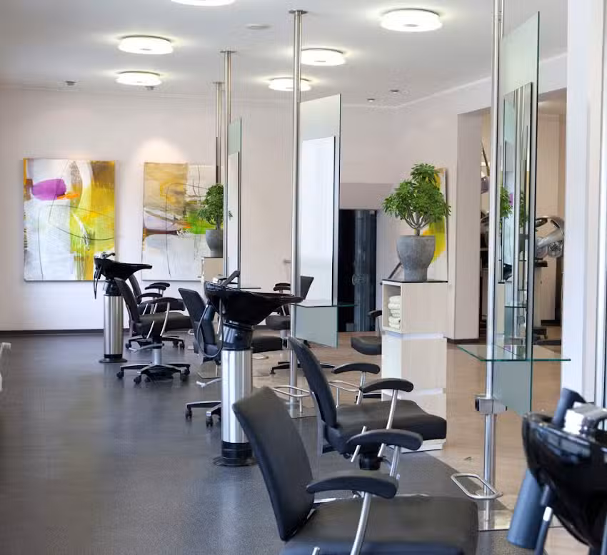 Munz by Jessica Scheler Hair Professionals