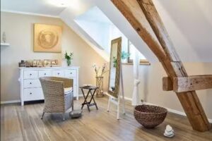 Naturfriseur Caroline Elik & Hand und Fusspflege