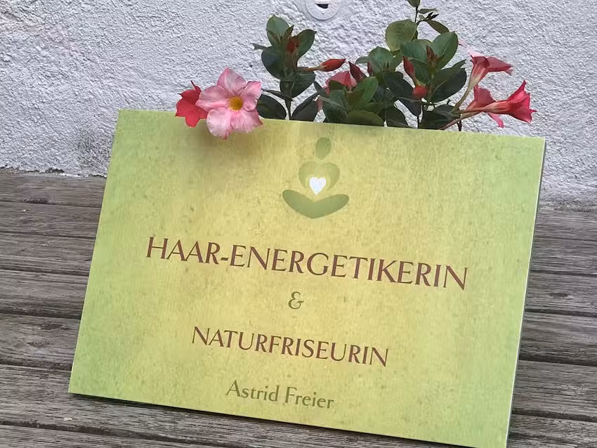 Naturfriseur & Haar-Energetikerin Astrid Freier