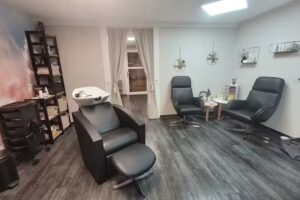 NATÜRLICH SCHÖN Naturfriseur und Naturkosmetik Wellness für Haar, Haut, Seele Inh. Diana Schiller