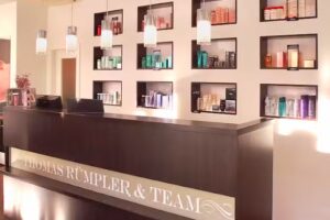 Neue Linie – Friseur- und Kosmetiksalon