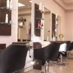 Neue Linie &ndash; Friseursalon