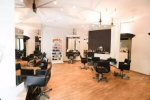 NEW HAIR Frauenstra&szlig;e