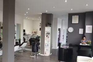 NEZI &ndash; Aus Liebe Zum Haar