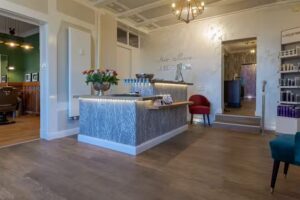 Nils Larsen & Friseure Intercoiffure