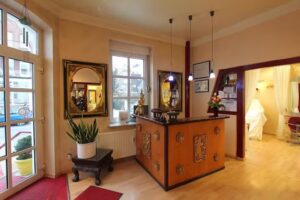 Nongnuch Breit Friseurin