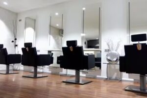 NURAY AYDIN COIFFEUR | La Biosth&eacute;tique Salon