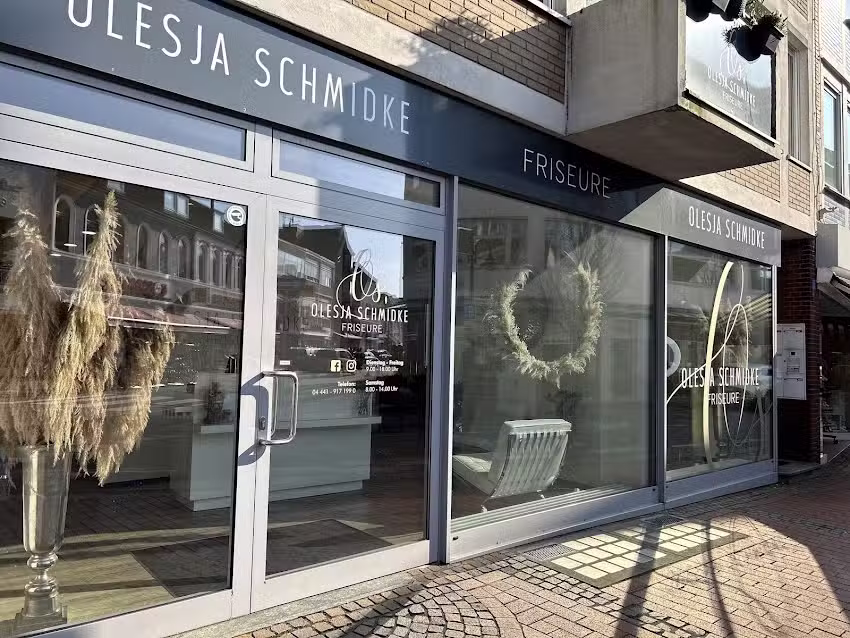 Olesja Schmidke Friseure