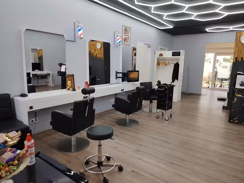 Omar Barber&Friseur