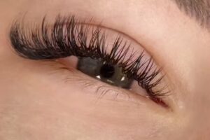 omg-look.de Haarentfernung (Laser), Wimpernverl&auml;ngerung, Permanent Make-up, Wimpernlifting, Schulungszentrum