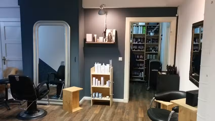 On Hair &ndash; individuelles Frisurenhandwerk