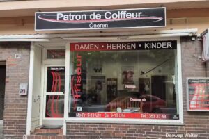 Patron de Coiffeur &Ouml;neren