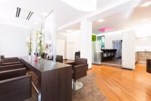 Peggy Meyer Intercoiffure | Friseur Berlin K&ouml;penick | Spezialisten f&uuml;r Extensions | Haarverl&auml;ngerung | Balayage | Calligraphy