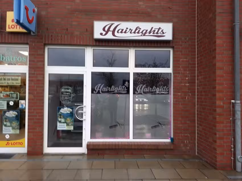 Pergold, Peggy, Hairlights