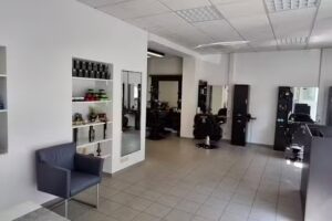 Per&uuml;kar Herrenfriseursalon