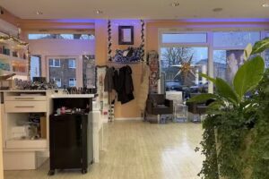 Phillip Seven Hairdesign