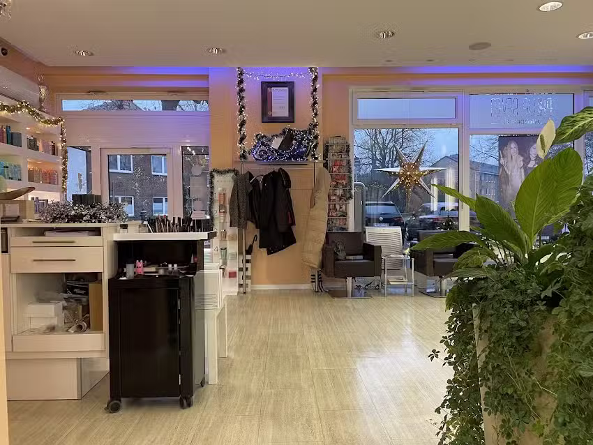 Phillip Seven Hairdesign