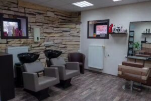 Pia&rsquo;s Frisuren-Scheune