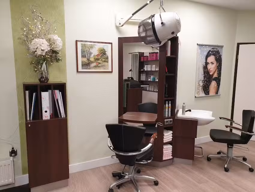 Prid&ouml;hl Evelyn Friseurgesch&auml;ft