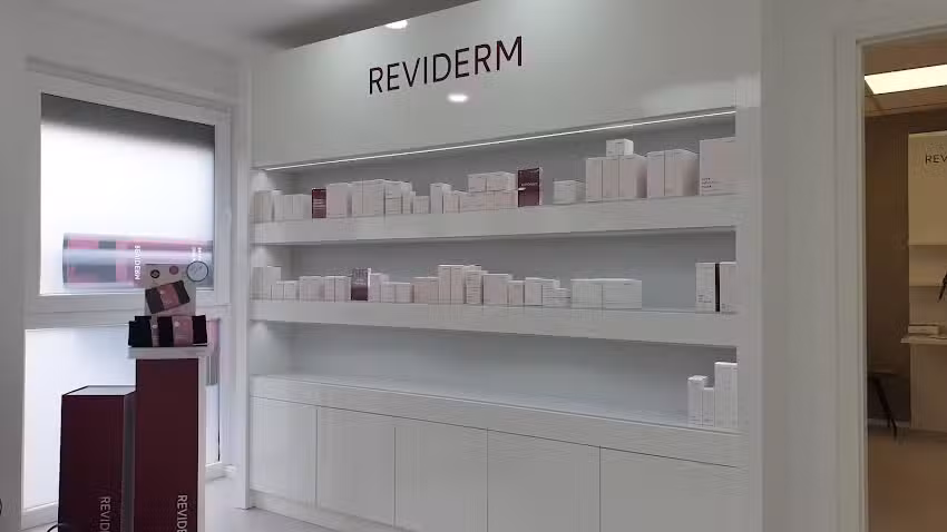 REVIDERM skinmedics Homburg