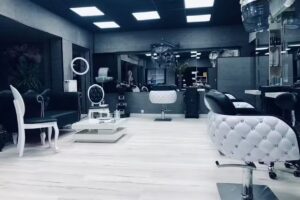 REVOLUTION Friseursalon & Kosmetikstudio