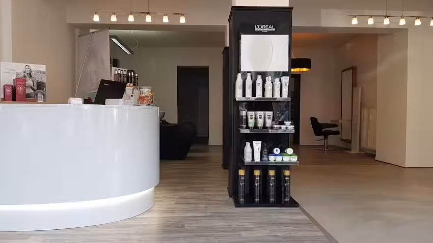 RIDE LINE hair studio by Maniuk