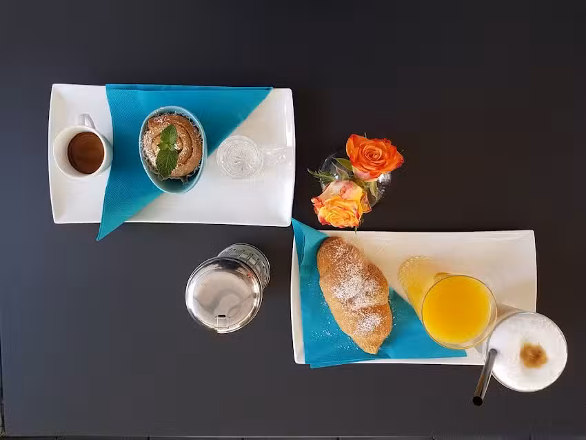 Robanus Friseur & Caf&eacute;