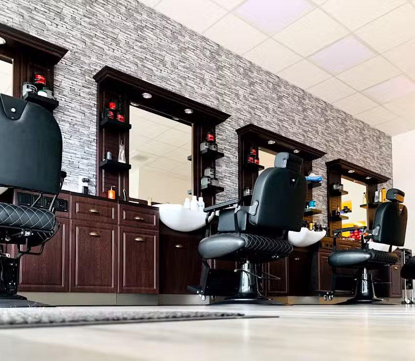 Roj Barbershop Herren und Damen-Friseur
