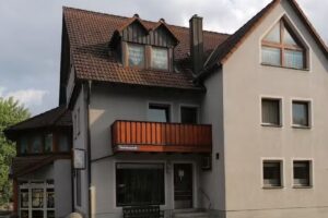 Röschlein Christian Damen und Herren Friseur