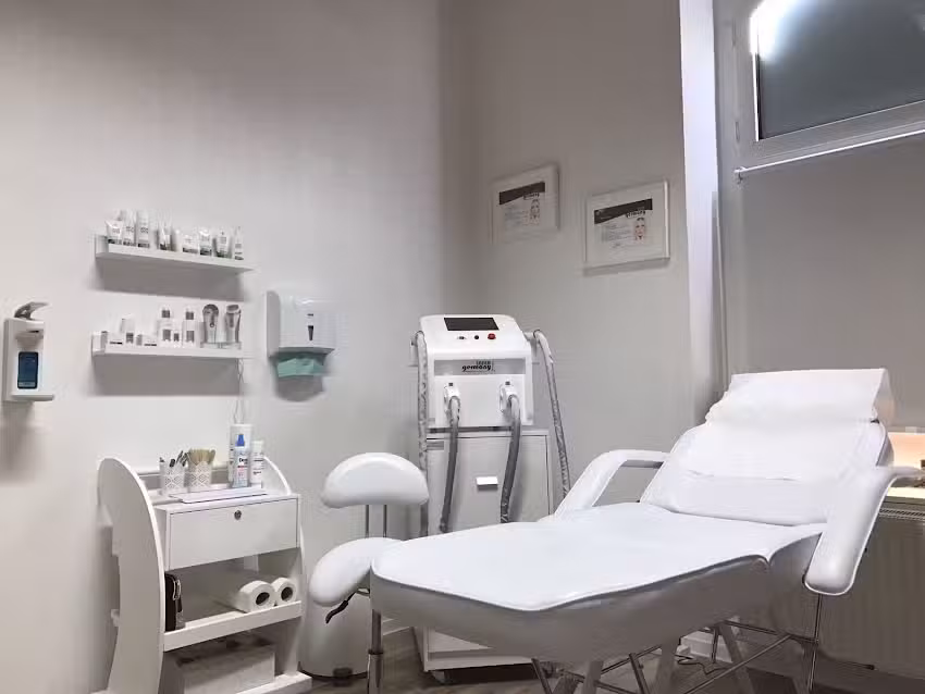 Roses Beauty Dauerhafte Haarentfernung mit Diodenlaser