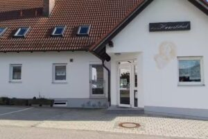 Rosi&acute;s Haarst&uuml;berl Rosmarie Wei&szlig;mann