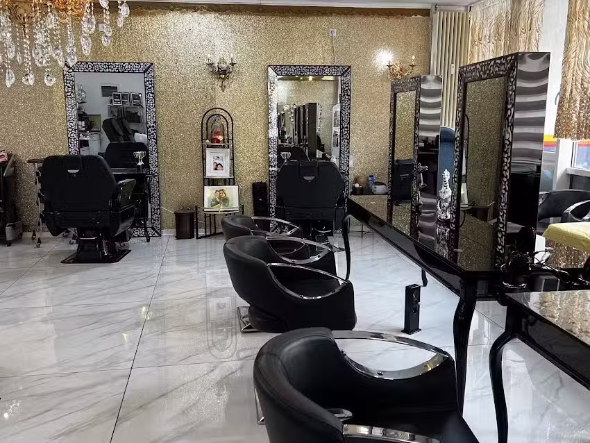 Roya Beauty Palace