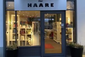 Sabine Bär für Haare