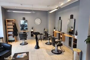 Sabine Reiche &ndash; Die Friseure