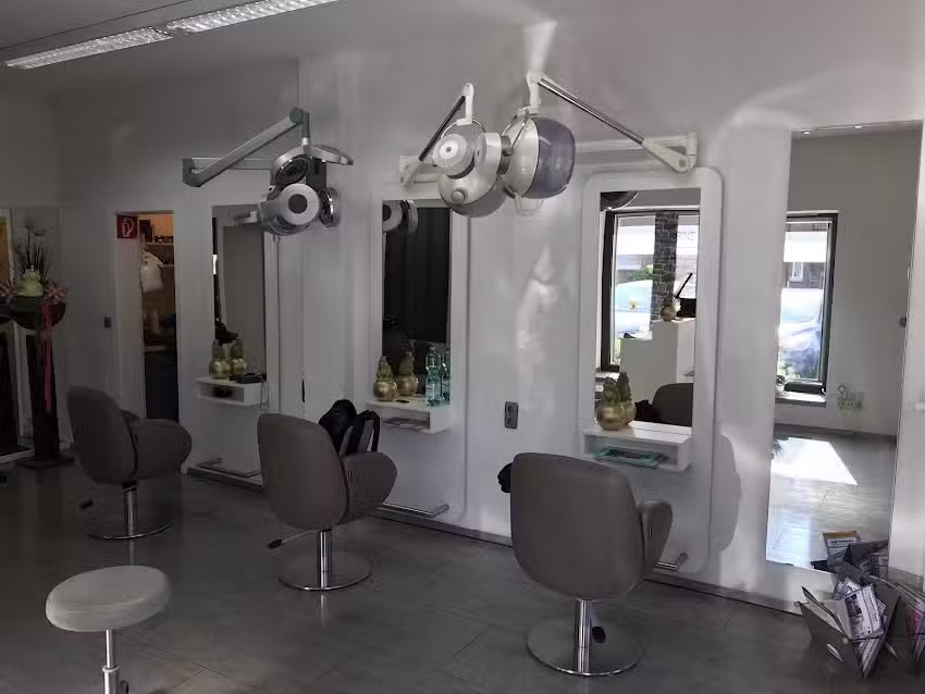 Sabine Reinknecht Frisuren