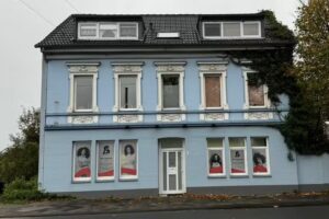 Salon AfroCurlyDream – Haan / przedłużanie włosów: afroloki, dreodolki, warkocze, włosy proste, loki, fale, loczki..