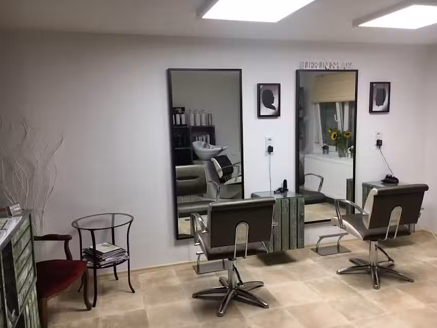 Salon Aufgeh&uuml;bscht