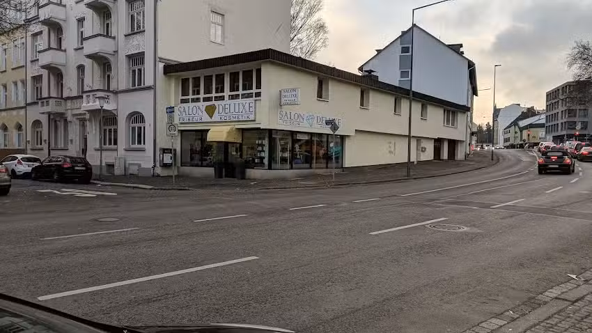 Salon Deluxe Friseur und Kosmetik