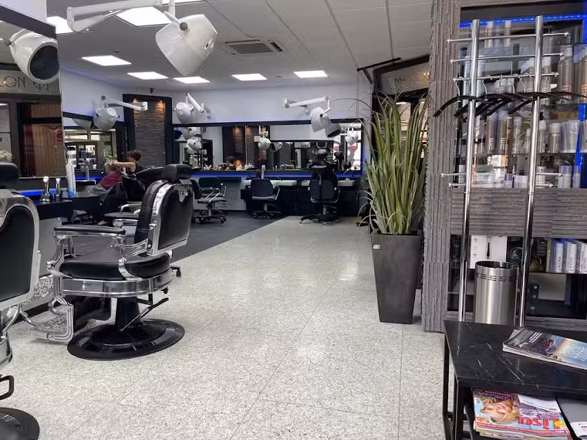 SALON EM Saeed Razko