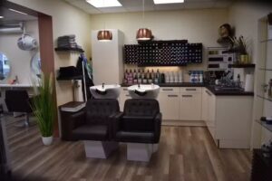 Salon Golden Scissors