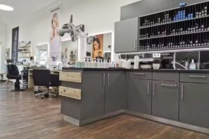Salon Haar&rsquo;genau
