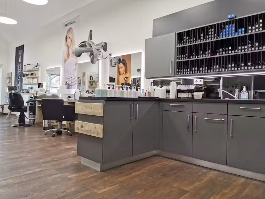 Salon Haar&rsquo;genau