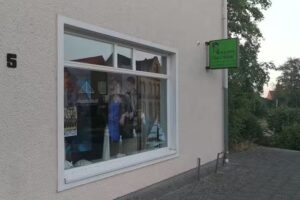Salon Haareszeiten