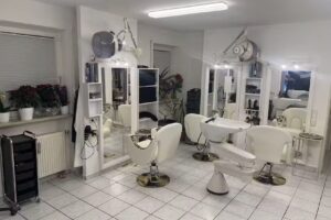 Salon Haarscharf