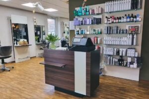 Salon Hairraising / Ihre Friseur GmbH