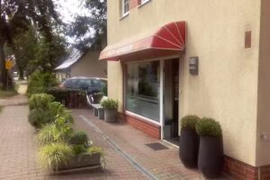 Salon Heinrich Haar- u. Br&auml;unungsstudio