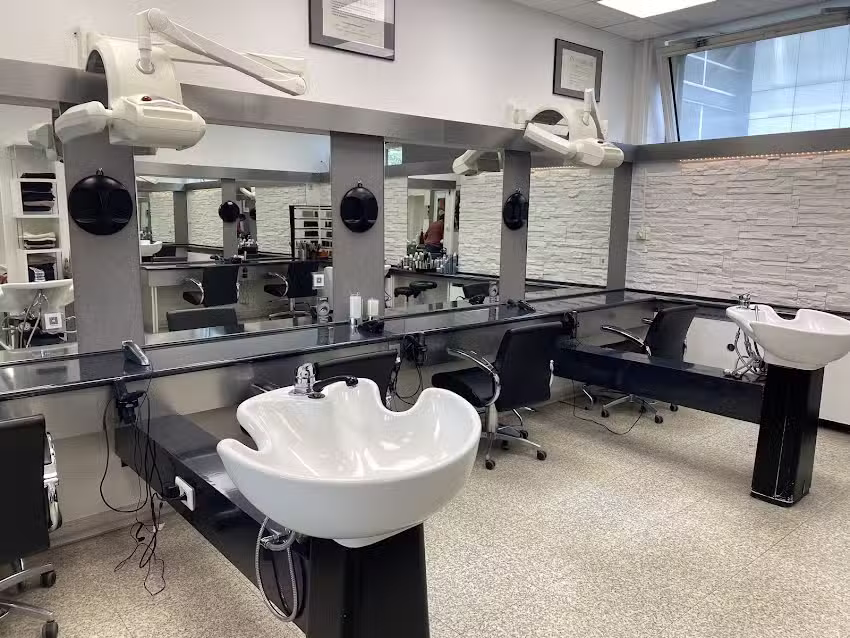 Salon Hell Inh. Alexandra Schmidt