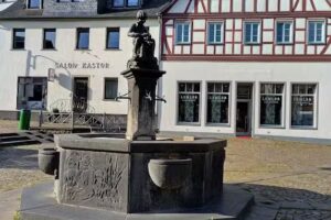 Salon Kastor by Yvonne