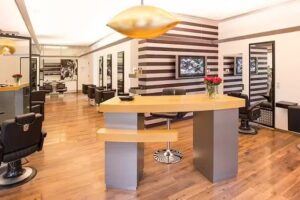 Salon Kontur &ndash; Andr&eacute; Blum