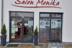 Salon Monika